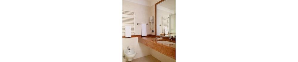 Torino San Luigi - Ristorante Trait D'union Hotel 4*