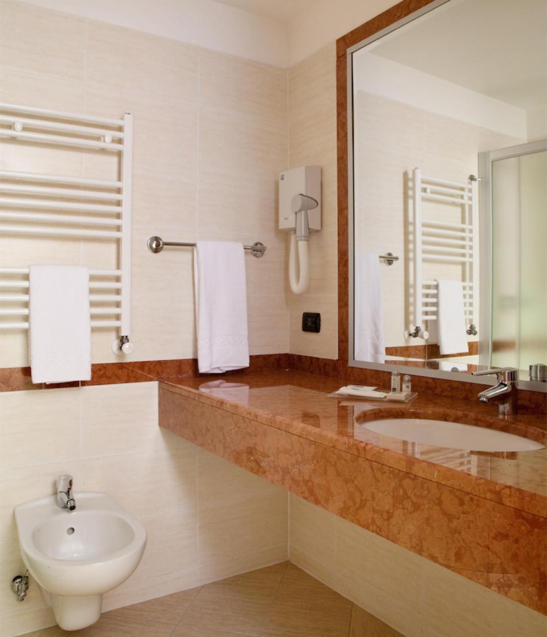 Torino San Luigi - Ristorante Trait D'union Hotel Beinasco